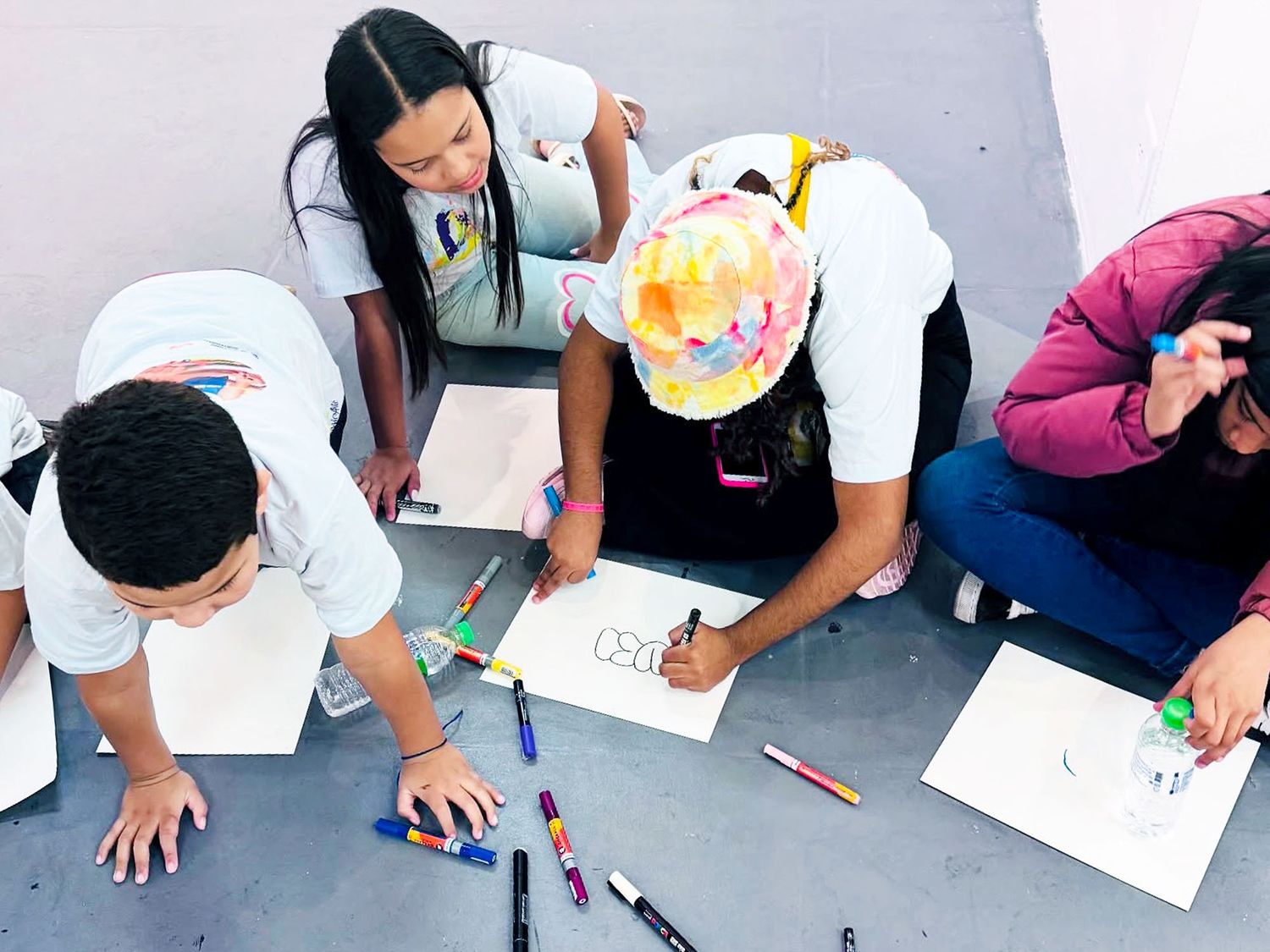 The second floor of the fair will highlight the understanding of urban cultures, through conferences but also workshops for children led by the famous brand Posca.