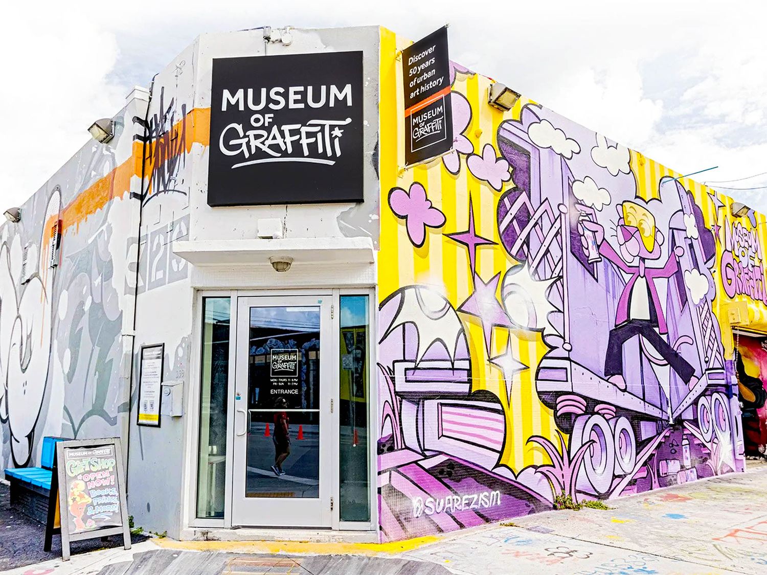 Opened in 2019 in the artistic district of Wynwood in Miami, the Museum of Graffiti is a place dedicated to graffiti writers from around the world which aim to tell history of this art form (@Museum of Graffiti).